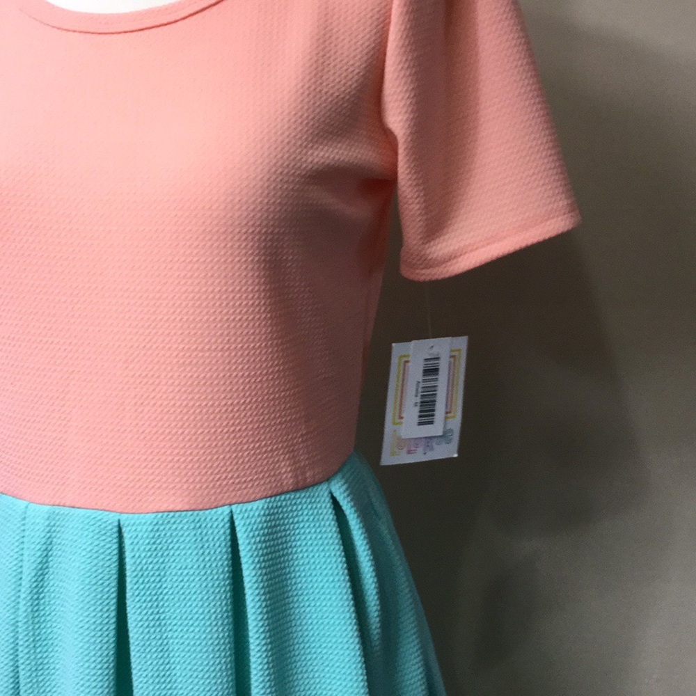 NWT LuLaRoe Amelia in solid two tone colors - Picture 2 of 7